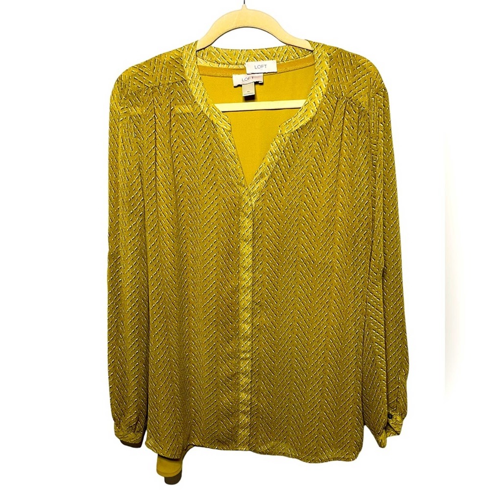 LOFT Women Set of 2 Mustard Yellow Long Sleeve V Neck Shirt & Tank shirt Size XL